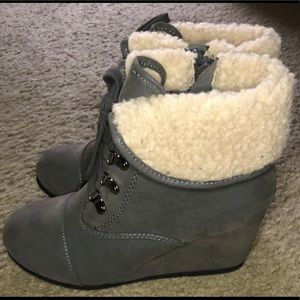 Faux Fur Fold Cuff Lace up Ankle Boots
